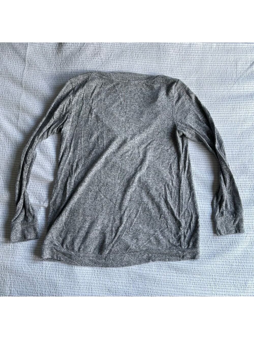Harlowe & Graham V-Neck Long Sleeve Top (Size M) [Grey] - Picture 4 of 4